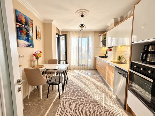 MENEMEN MERKEZDE GENİŞ EV SEVENLERE 3+1 SATILIK DAİRE