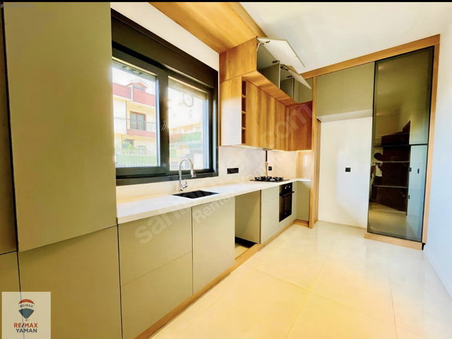 DARICA BAYRAMOGLU ASANSÖRLÜ 300M2 KİRALIK VİLLA