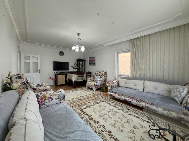 DEREBOYU CADDE ÜZERİ, KATTA, YAPILI 3+1 MASRAFSIZ SATILIK DAİRE