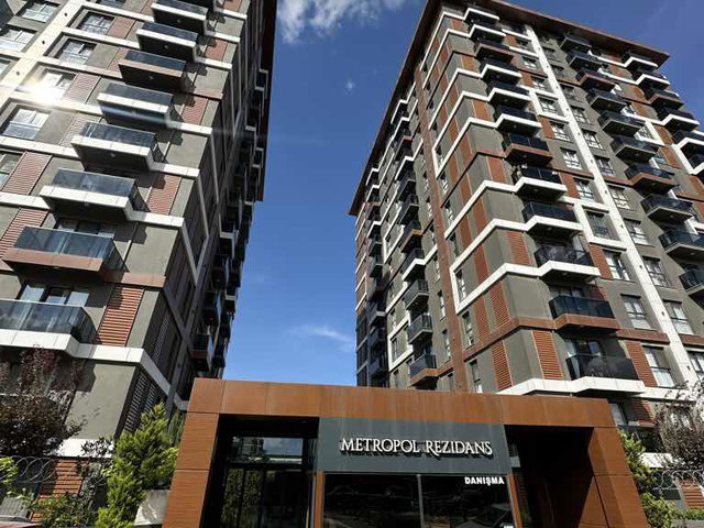 ÇORLU ESENTEPE METROPOL REZİDANS'TA HAVUZLU SİTEDE KİRALIK 1+1