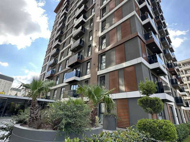 ÇORLU ESENTEPE METROPOL REZİDANS'TA HAVUZLU SİTEDE KİRALIK 1+1