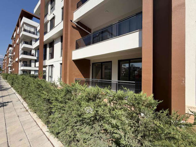 RENGİ ANTALYA GREEN LİFE SİTESİNDE KİRALIK 1+1 DAİRE