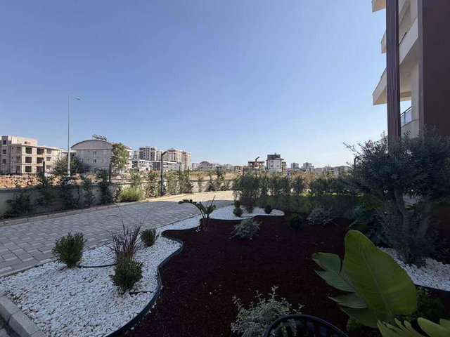 RENGİ ANTALYA GREEN LİFE SİTESİNDE KİRALIK 1+1 DAİRE