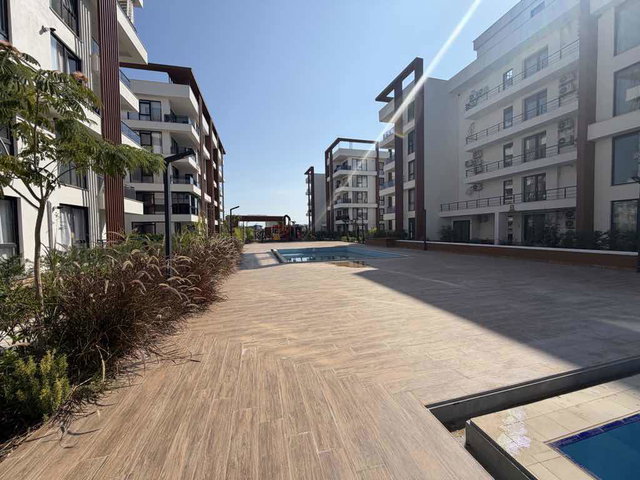 RENGİ ANTALYA GREEN LİFE SİTESİNDE KİRALIK 1+1 DAİRE