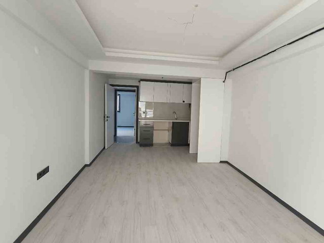 REMAX ADVANTAGE'DEN MİNARELİ ÇAVUŞTA OTURUMA HAZIR  SATILIK 2+1 DAİRE
