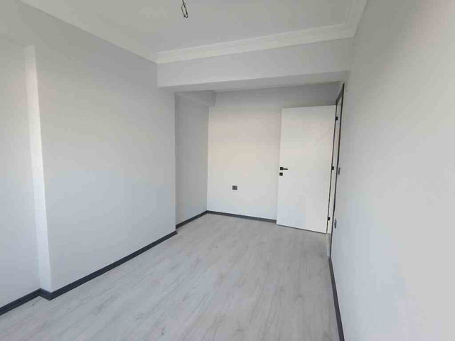REMAX ADVANTAGE'DEN MİNARELİ ÇAVUŞTA OTURUMA HAZIR  SATILIK 2+1 DAİRE