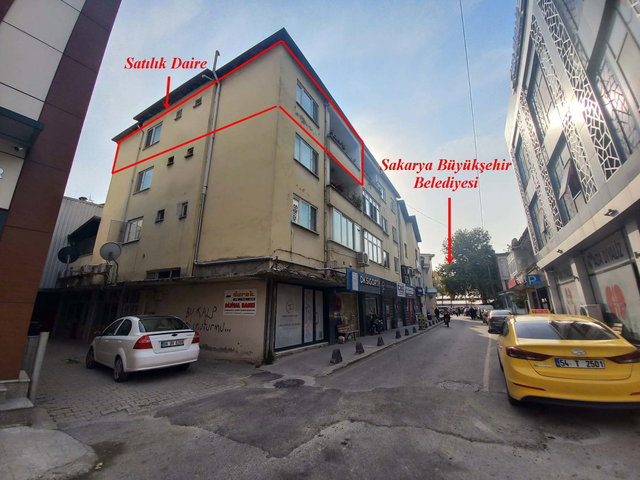 REMAX MAVI-ÇARŞI İÇI BÜYÜKŞEHIR YANI BAKIMLI/MASRAFSIZ/İSKANLI