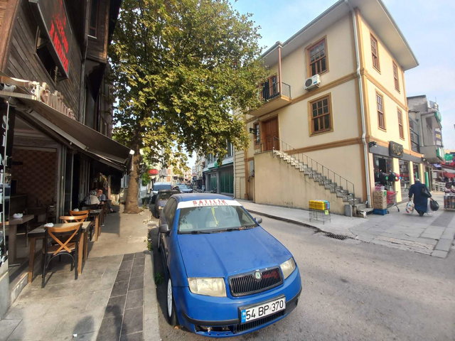 REMAX MAVI-ÇARŞI İÇI BÜYÜKŞEHIR YANI BAKIMLI/MASRAFSIZ/İSKANLI
