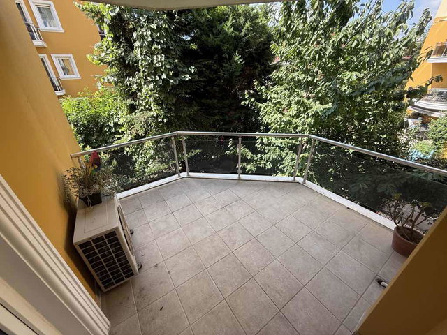 SANCAKTEPE’DE SİTE İÇİNDE 250 M² BRÜT 4+1 | 3 BANYO | BALKON | DOĞU-GÜNEY CEPHE KİRALIK DAİRE