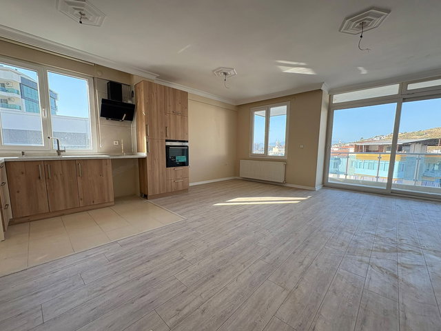 AMERİKAN HASTANESİNE YAKIN MESAFEDE KİRALIK 3+1 DUBLEKS DAİRE