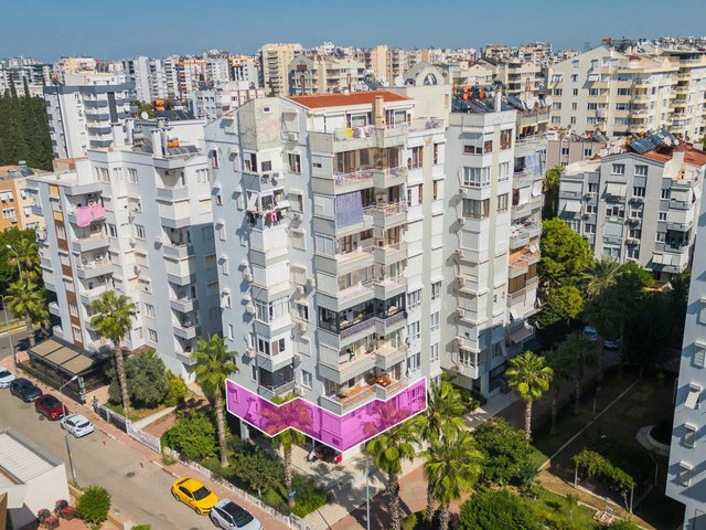 ANTALYA MURATPAŞA YEŞİLBAHÇE' DE 4+1  - 175 M² NET - 3 CEPHELİ - BALKONLU
