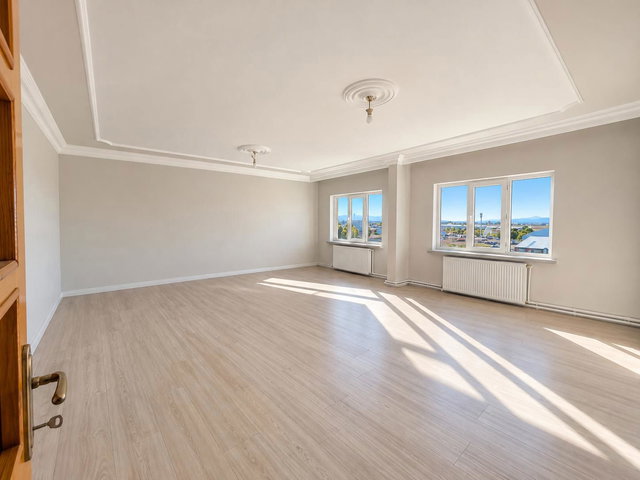 REMAX İLKE'DEN HİLALKENT'İN GİRİŞİNDE 3+1 SATILIK DAİRE