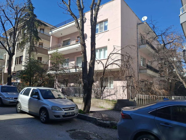 BAHÇELİEVLERDE KAÇIRILMAYACAK 4+1 SATILIK DAİRE