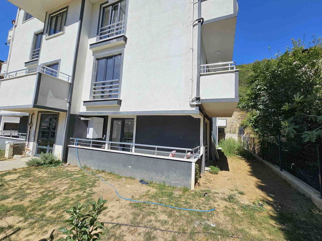 KOCAELI İZMİT TÜYSÜZLER MEVKİİ KIRALIK 2+1 BAHÇE DUBLEKS DAİRE
