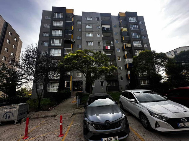İZMIT ÇAYIRKÖY GÖLKENT 1 SİTESI  YENİLENMİŞ 2+1 KİRALIK DAİRE
