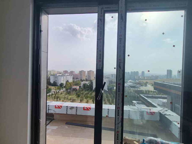 ERYAMAN DA YATAY MIMARI TERASLI LOFT DAIRE
