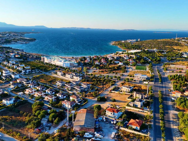 ÇEŞME DALYAN'DA ÖZGÜN TAŞ MİMARİSİYLE ÖNE ÇIKAN MÜSTAKİL HAVUZLU SATILIK VİLLA