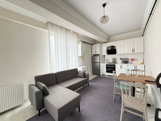 REMAX İLKE'DEN DADAŞKENT'TE 1+1 FULL EŞYALI SATILIK DAİRE