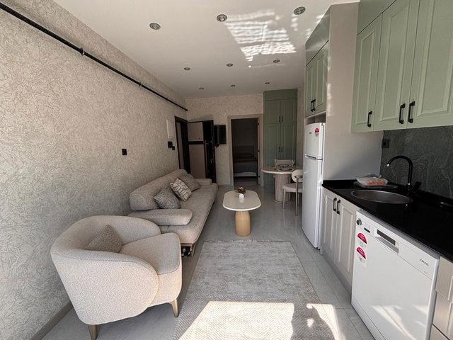 REMAX MODEL DEN SİTELER MAHALLESİ NDE PARK CEPHELİ, FULL EŞYALI SATILIK 1+1 APART