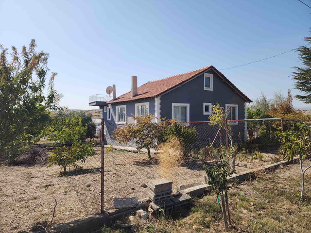KORKUTELİ BOZOVA 3+1 TAM MÜSTAKİL EV 2 KATLI BÜYÜK BAHÇE