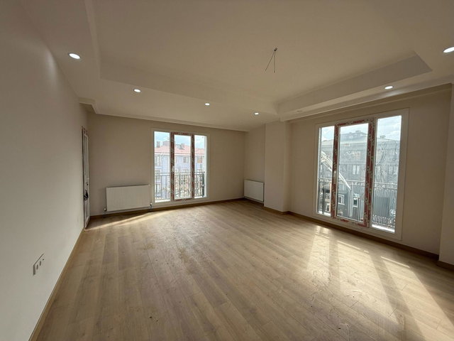 AVCILAR AMBARLI MAHALLESİ LÜKS 3+1 SATILIK DAİRE