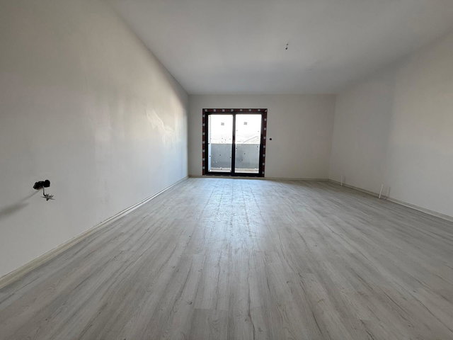 214 KARŞIYAKA İMBATLI ANADOLU CADDESİN DE 4+1 KIRALIK DAIRE