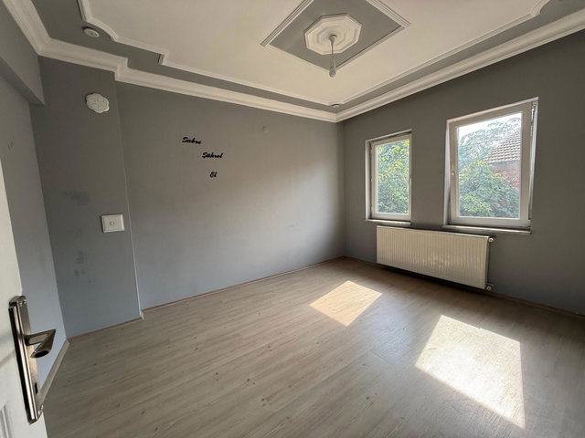 REMAX DESIGN 32 EVLERDE 2+1 KİRALIK DAİRE