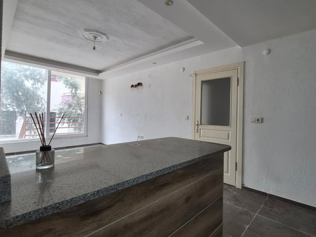 YAYLA MAHALLESINDE BAHCELİ , ACIK MUTFAK 2+1 SATILIK DAİRE
