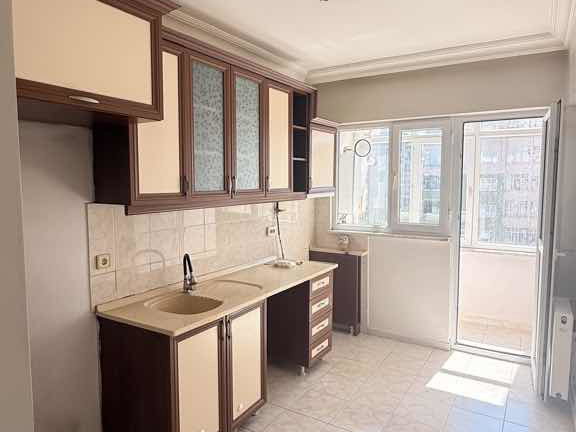 KURTKÖY PENDİK ÇEVİK SİTESİ  SATILIK 3+1 DAİRE