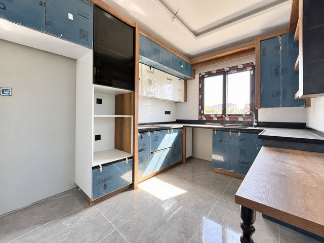 REMAX PALM'DEN MERKEZ MAH. SİTE İÇİ SIFIR BİNA DA 3+1 KİRALIK