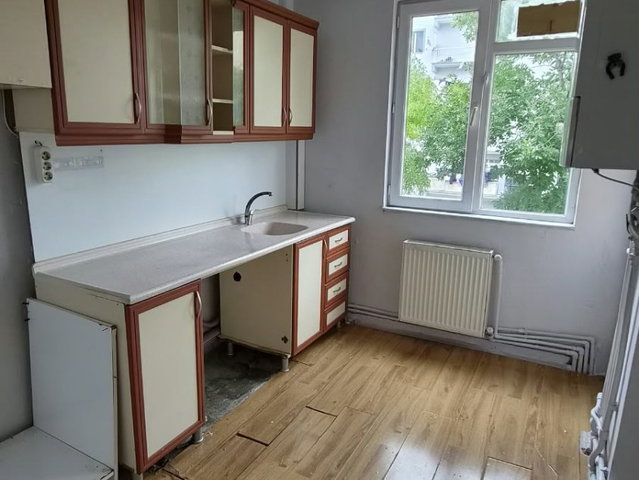 REMAX İLKE'DEN YENİŞEHİR'DE 3+1 KİRALIK DAİRE