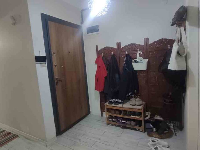 ÜÇYOL DA 4+1 SATILIK FERAH İÇİ YAPILI  DAİRE