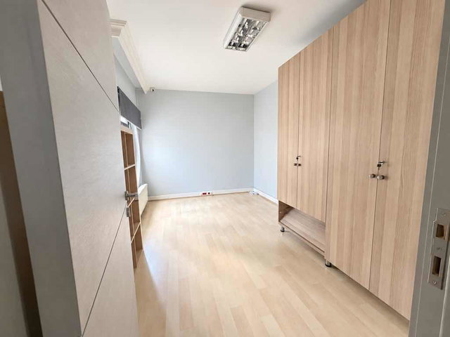 SÖĞÜTÖZÜ ANADOLU SİTESİNDE 2+1 MOBİLYALI KİRALIK OFİS