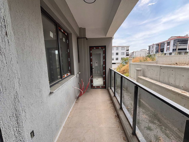 REMAX MODEL DEN ŞEMIKLER MAHALLESINDE 2+1 SIFIR SATILIK DAIRE
