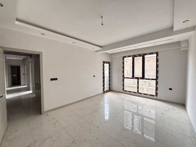 REMAX MODEL DEN ŞEMIKLER MAHALLESINDE 2+1 SIFIR SATILIK DAIRE