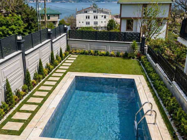 REMAX'DAN MİMAROBA'DA DENİZ MANZARALI SIFIR TRİPLEKS SATILIK LÜKS VİLLA