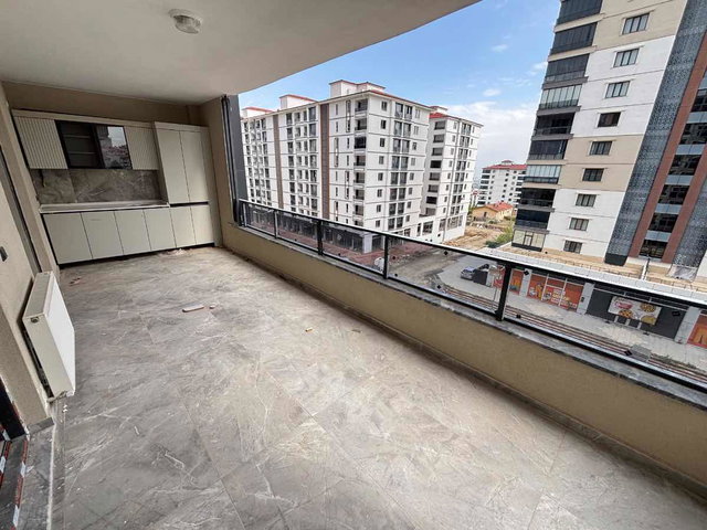 REMAX DEĞİŞİMDEN CUMHURİYET MAH. EMSALSİZ SIFIR 3+1 DAİRE