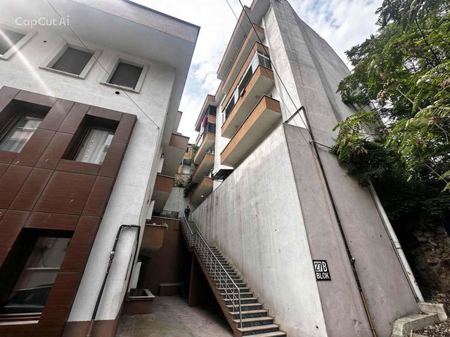 İZMİT MERKEZ VELİAHMET MAHALLESİ’NDE EŞYALI 1+1 KİRALIK DAİRE