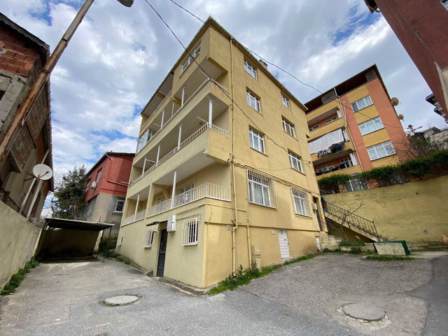 REMAX ASHILL ÜSKÜDAR MEHMET AKIF ERSOY DA 1+0 KIRALIK DAIRE