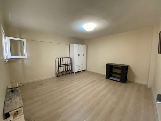 REMAX ASHILL ÜSKÜDAR MEHMET AKIF ERSOY DA 1+0 KIRALIK DAIRE