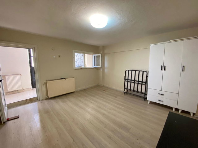 REMAX ASHILL ÜSKÜDAR MEHMET AKIF ERSOY DA 1+0 KIRALIK DAIRE