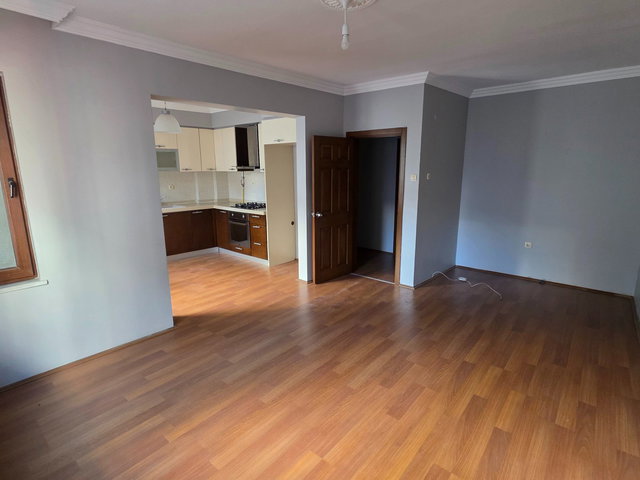 BİGA SAKARYA MAH. ÇARŞI MERKEZİNDE FERAH 2+2 KİRALIK DAİRE-BÜRO-OFIS | BALKONLU