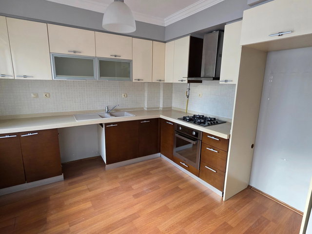 BİGA SAKARYA MAH. ÇARŞI MERKEZİNDE FERAH 2+2 KİRALIK DAİRE-BÜRO-OFIS | BALKONLU