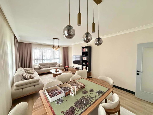 ÇANKAYA OSMAN TEMİZ’DE FULL YAPILI BAHÇE KULLANIMLI SATILIK 3+1 DAİRE
