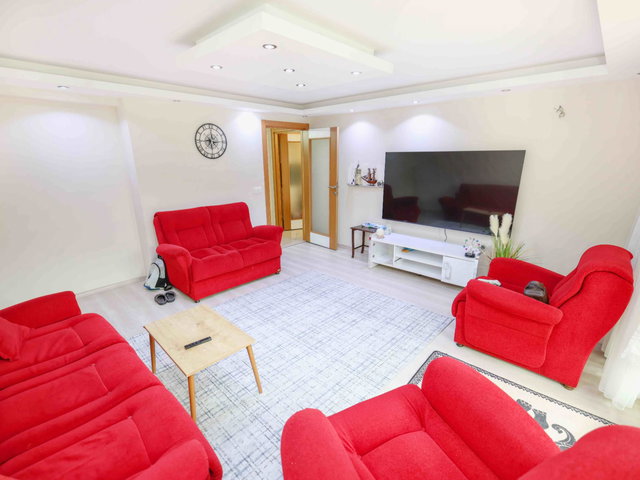 BEYOĞLU PİRİ PAŞA SEMT KONAĞINA KOMŞU 3+1 105M² SATILIK DAİRE