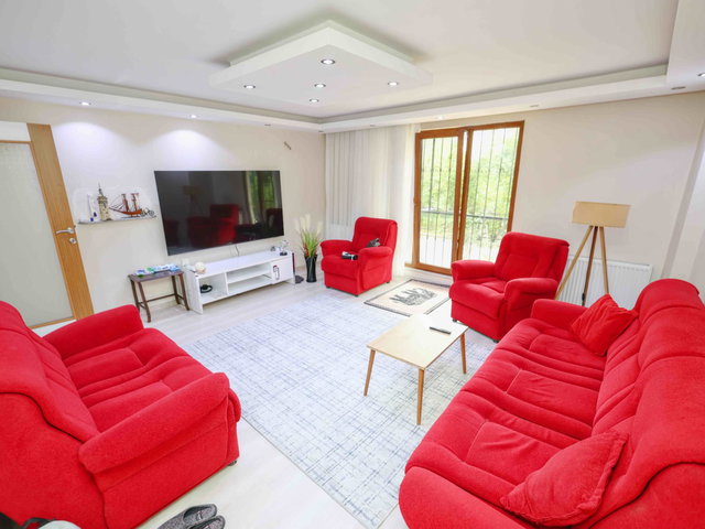 BEYOĞLU PİRİ PAŞA SEMT KONAĞINA KOMŞU 3+1 105M² SATILIK DAİRE