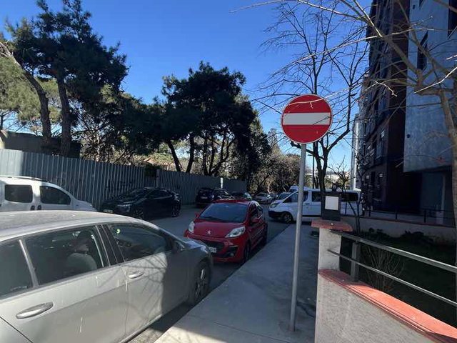 PENDİK BATI MAHALLESİ – PENDİK BURNU’NDA KİRALIK 3+1 DENİZ MANZARALI DAİRE