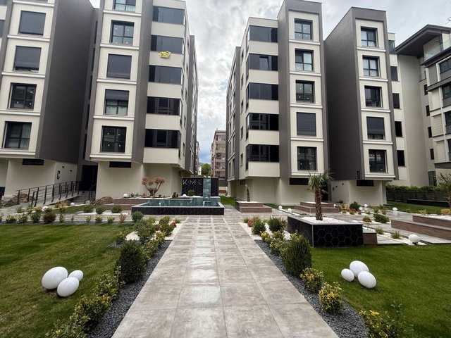REMAX MODEL DEN ÇAMLIK DİLEK EVLER SİTESİNDE SIFIR 2.5+1 KİRALIK DAİRE