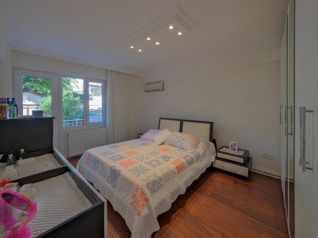 BÜYÜKADA'DA TAMAMEN YENİLENMİŞ KİRALIK EŞYALI 3+1 DAİRE