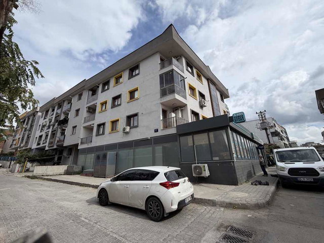 REMAX ARMA’DAN BUCA  YAYLACIK MAH MERKEZİ KONUMDA SATILIK FULL EŞYALI 2+1 ARA KAT DAİRE